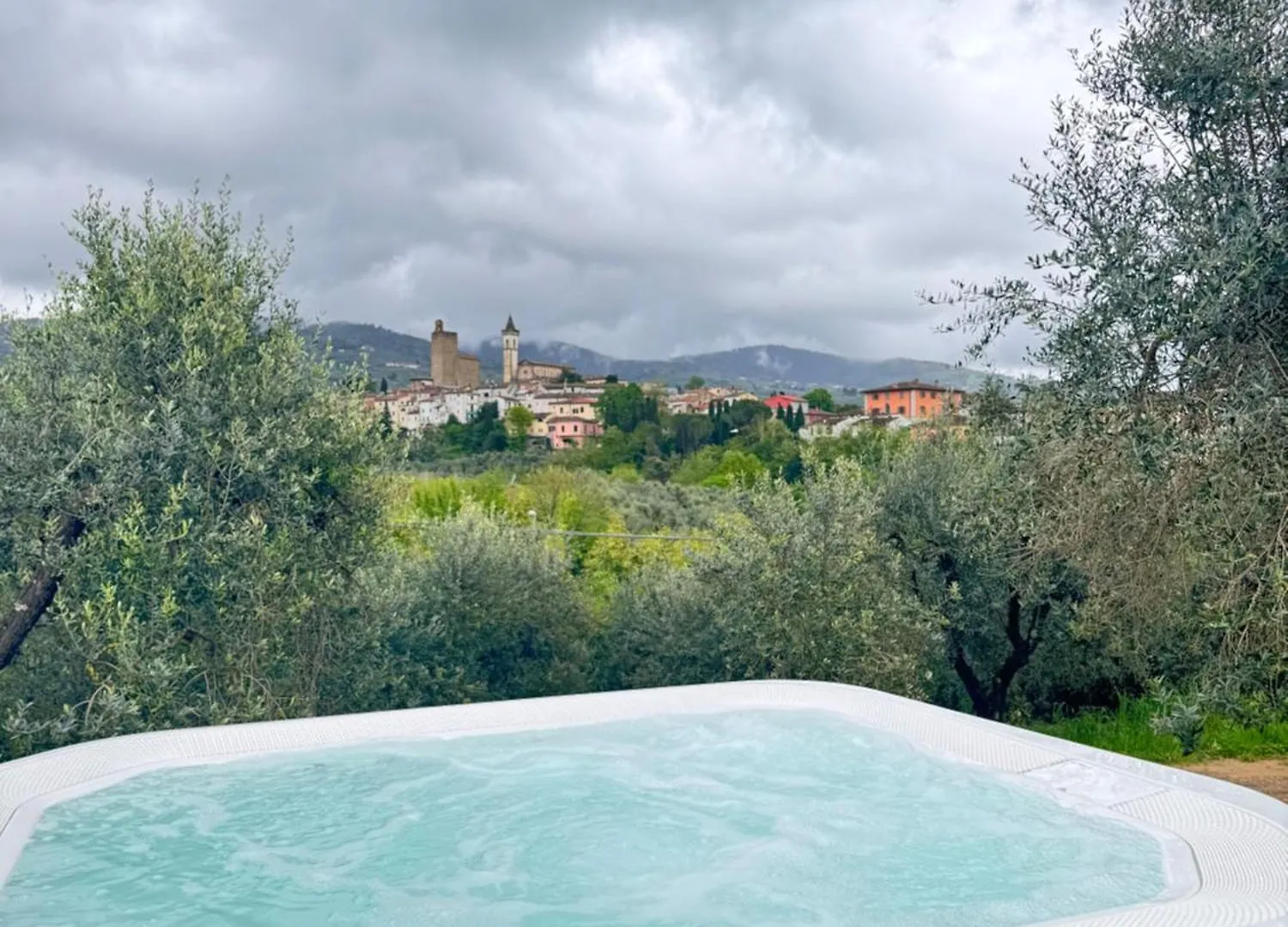 Alloggio Incantevole Con Piscina Vinci 0*,