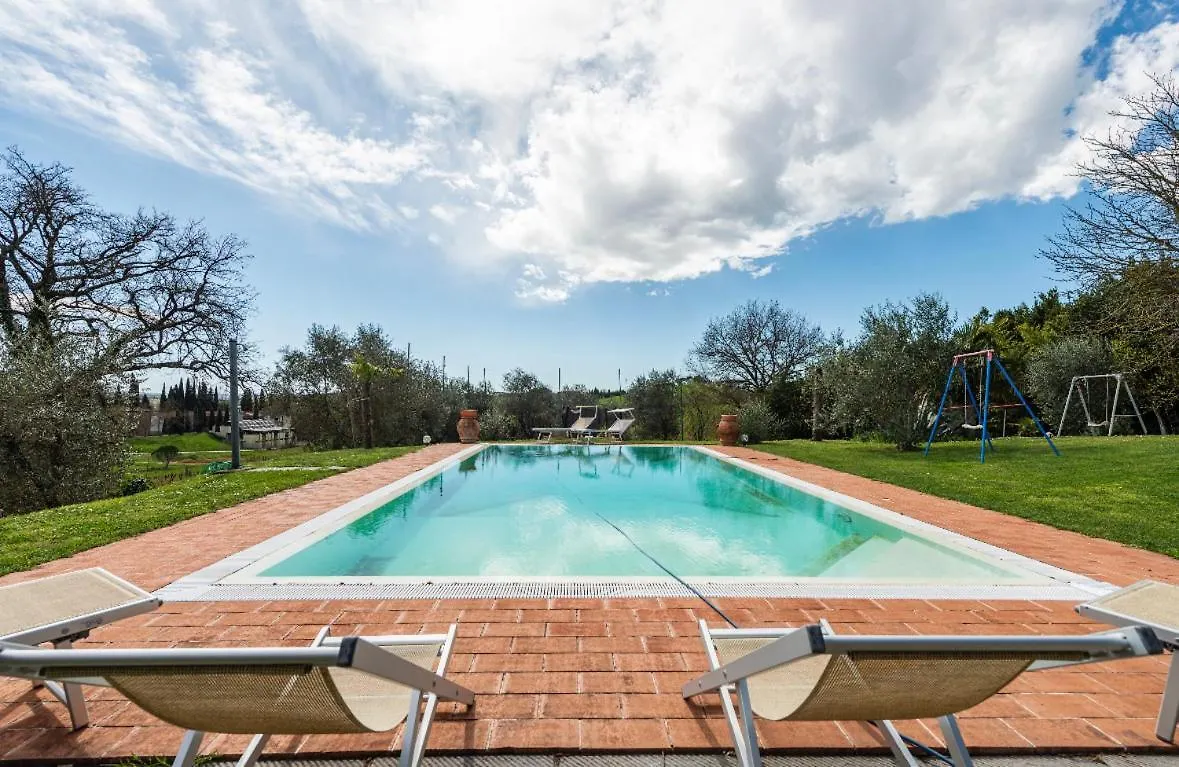 Alloggio incantevole con piscina Vinci Casa vacanze